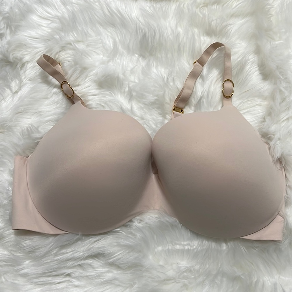 Victorias Secret Incredible Bra 38DD